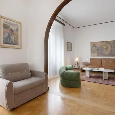 Ca Sandra * كومو